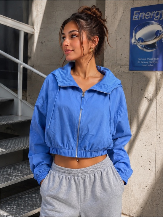Forever 21 Jackets & Blazers - Forever 21 Blue Cropped Windbreaker Jacket size Small